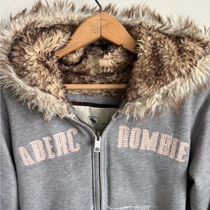 Abercrombie & Fitch Vintage Y2K Faux Fur Lined Hooded Sweatshirt Jacket  Large